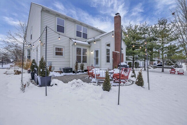 Building Photo - 5920 Triplett Square