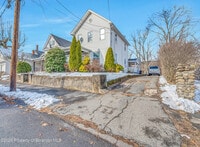 Building Photo - 107 2nd St