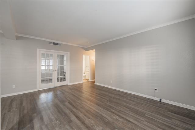 Building Photo - 4343 Bellaire Dr S