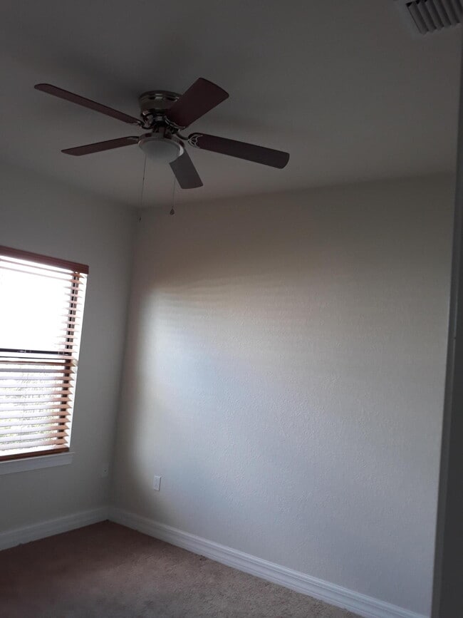 Building Photo - 4582 San Fratello Cir