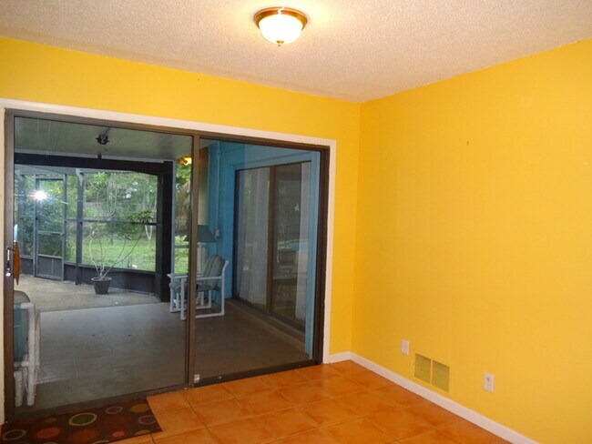 Building Photo - 18 Black Alder Dr