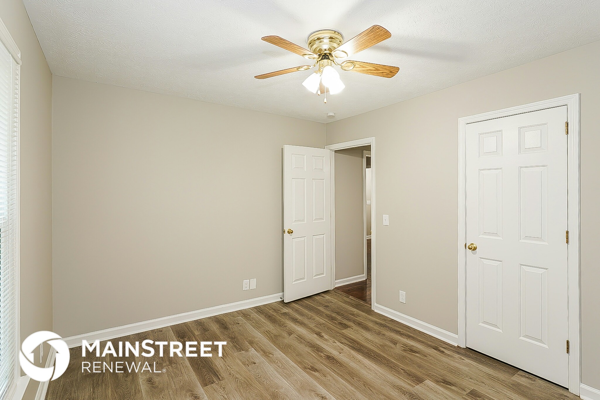 Building Photo - 212 Riverpoint Ct