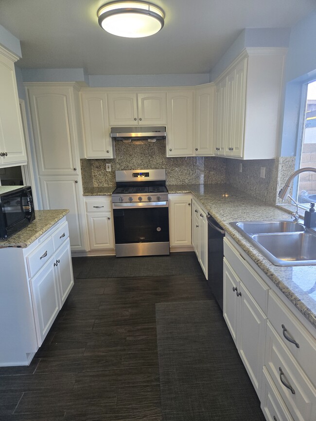 Building Photo - 11459 Shippigan Way