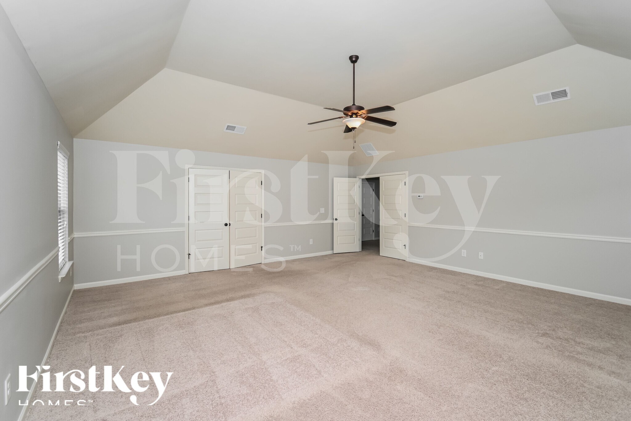 Building Photo - 1087 Sly Fox Run