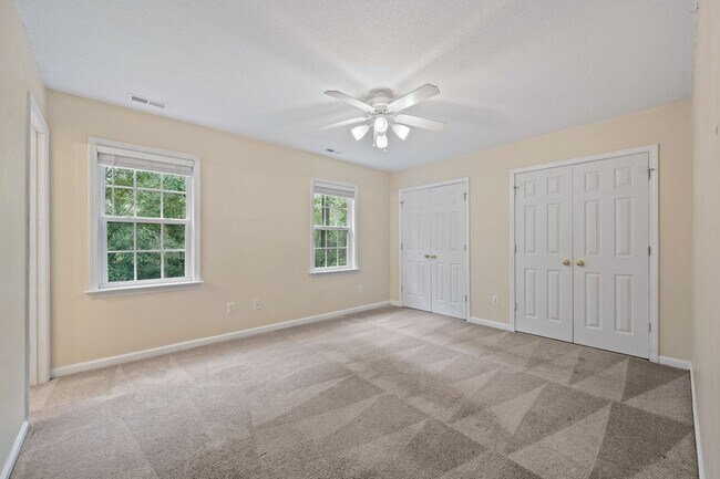 Building Photo - Welcome to Dartmoor Trail!