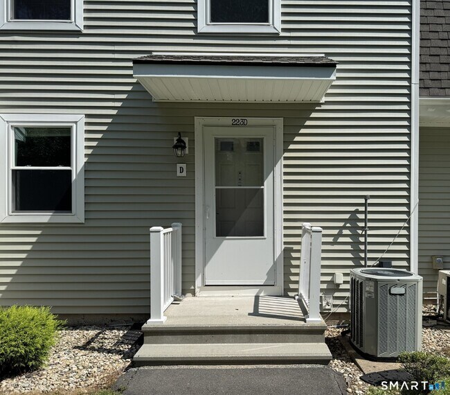 Building Photo - 223 Brittany Farms Rd