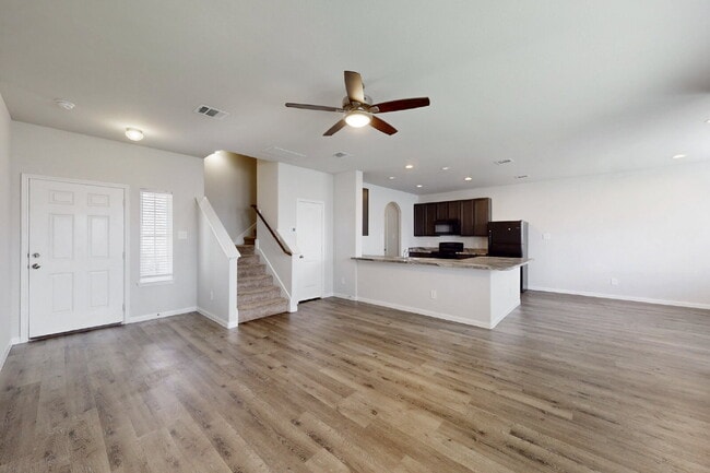 Building Photo - 968 Rice Dr
