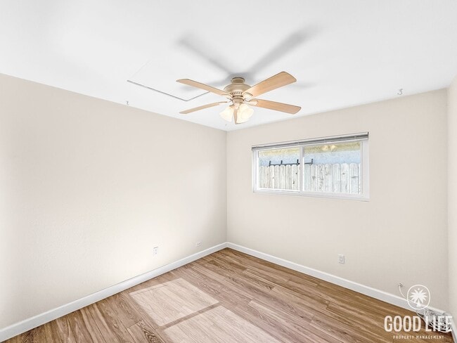 Building Photo - Beautiful 3BD/2BA W/ Updated Kitchen and Backyard in Morena!