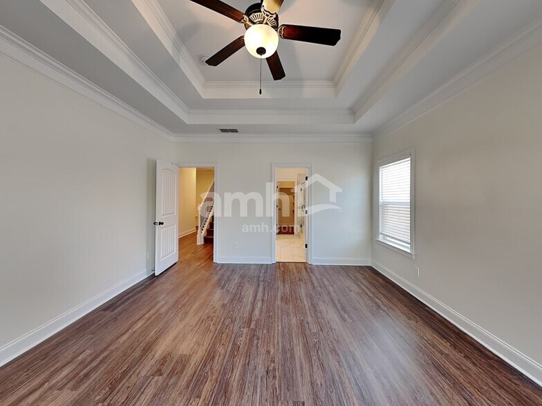 Building Photo - 776 Somersby Dr