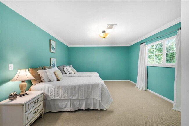 Building Photo - 2908 Banyan Blvd Cir NW