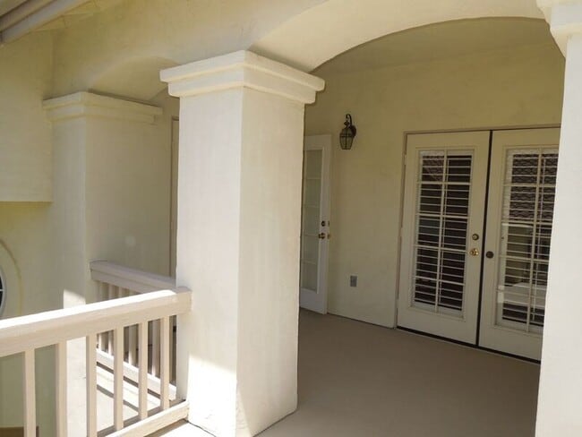 Building Photo - 32084 Pso Parallon