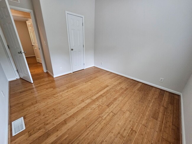 Building Photo - Peaceful Living – 3 Bedroom, 2 Bath Single-Family Home