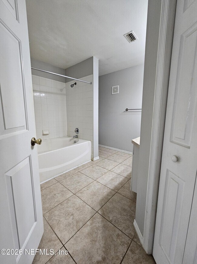 Building Photo - 3591 Kernan Blvd S