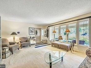 Building Photo - 1131 Haral Pl