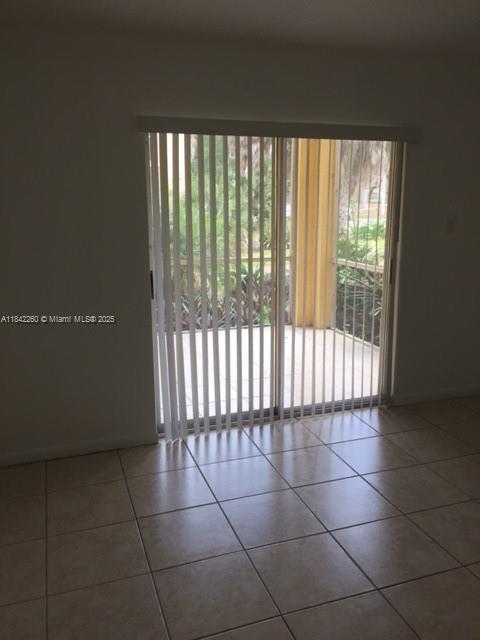 Building Photo - 15275 SW 107th Ln
