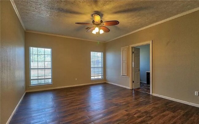 Building Photo - 1557 Carl Lyons Rd