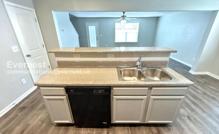 Building Photo - 4706 Chelanie Cir