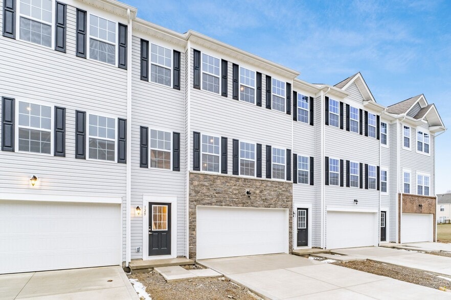Building Photo - 162 Dusky Willow Dr