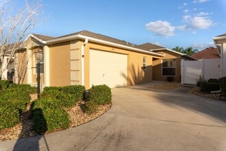 Building Photo - M2453 Violet (VCSC/M10)
