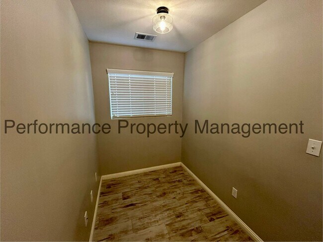 Building Photo - 7011 Crossroads Dr