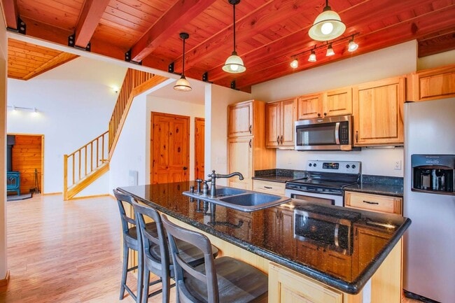 Building Photo - Lovely Home and Property Located on Honeymoon Lake!