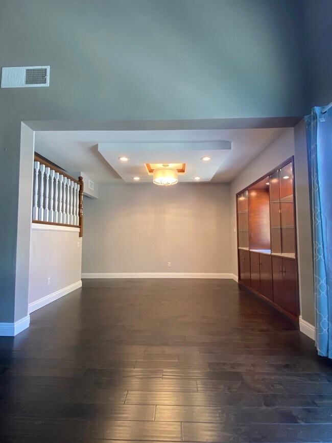 Building Photo - 20947 Hackney St