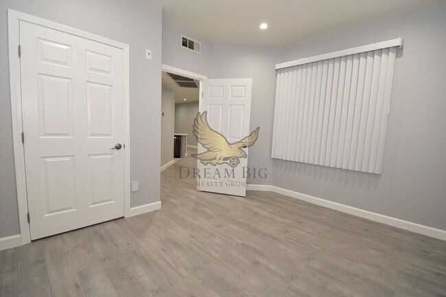 Building Photo - 7155 S Durango Dr