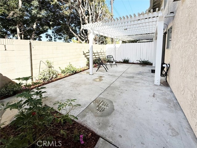 Building Photo - 18301 Patterson Ln
