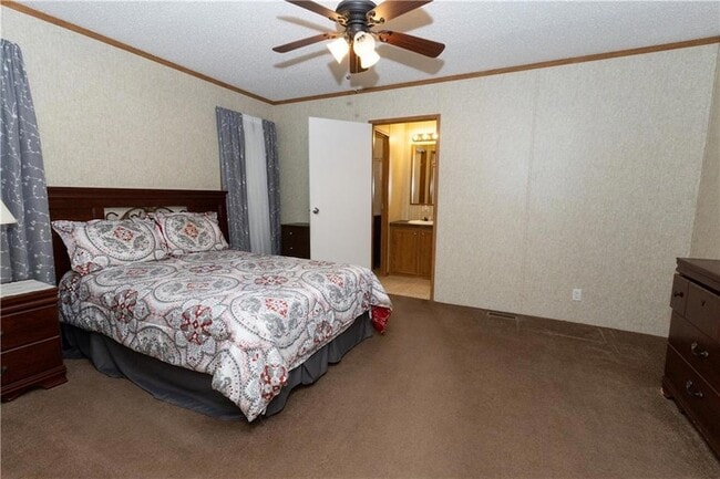 Building Photo - 31142 US-190