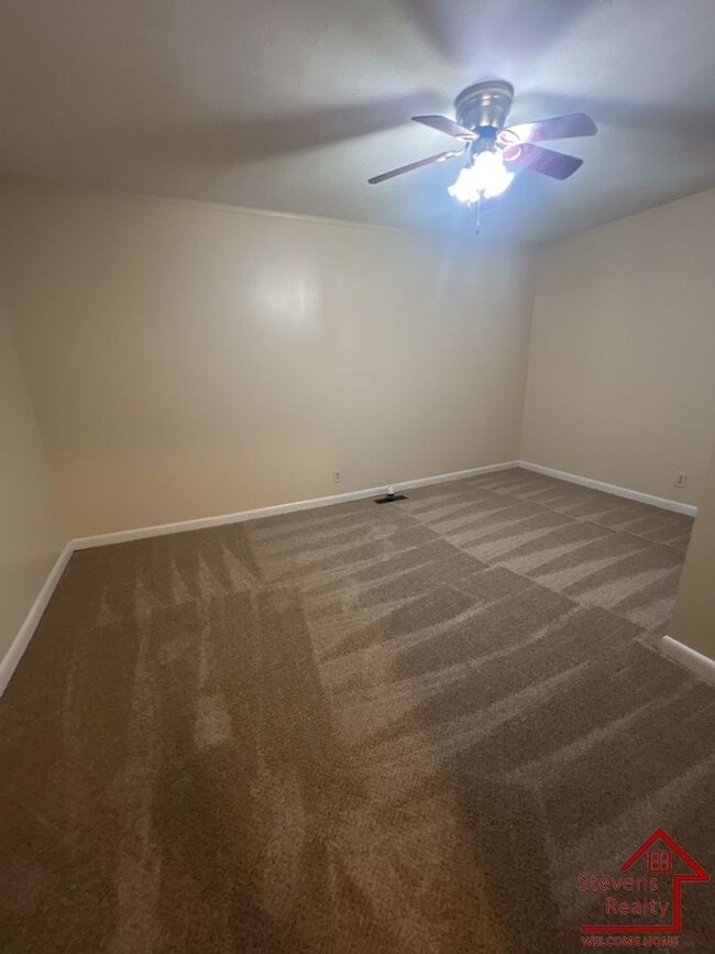 Building Photo - 3236 Hwy 70 E