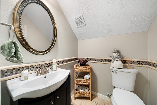 Building Photo - 24647 Hampton Lakes Dr