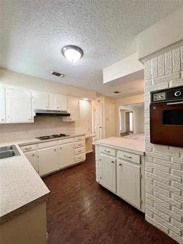 Building Photo - 100 Comanche Ct