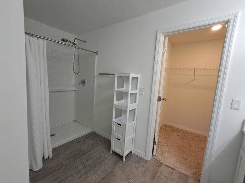 Building Photo - $500.00 Off First Month!!! Beautiful New 3/2 home in Lehigh!!!!
