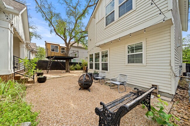 Building Photo - 1307 Fort Branch Blvd