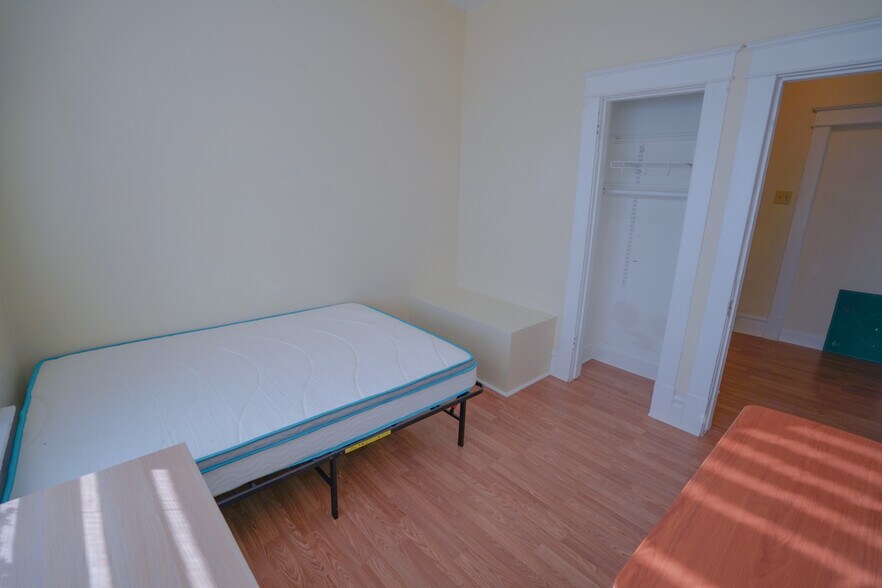 Building Photo - 6011 Waterman Blvd