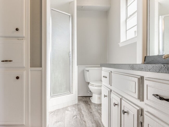 Building Photo - Recently Remodeled home in Norman