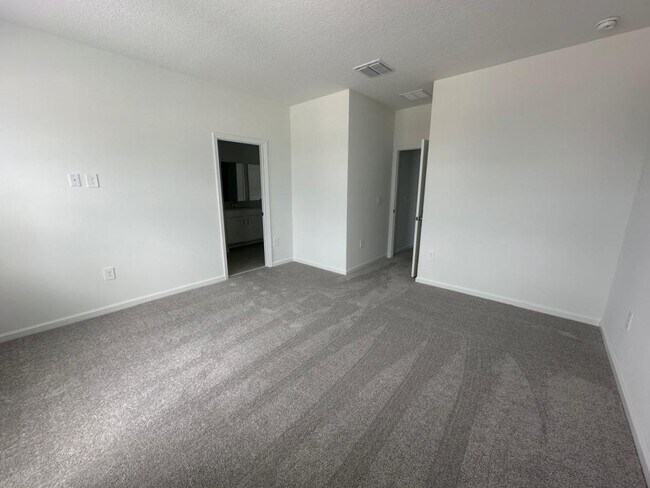 Building Photo - 2895 Transformation Wy