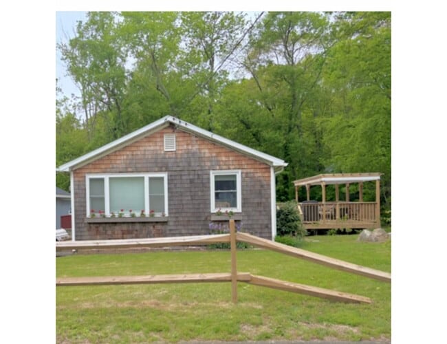 Building Photo - 40 S Beechwood Rd
