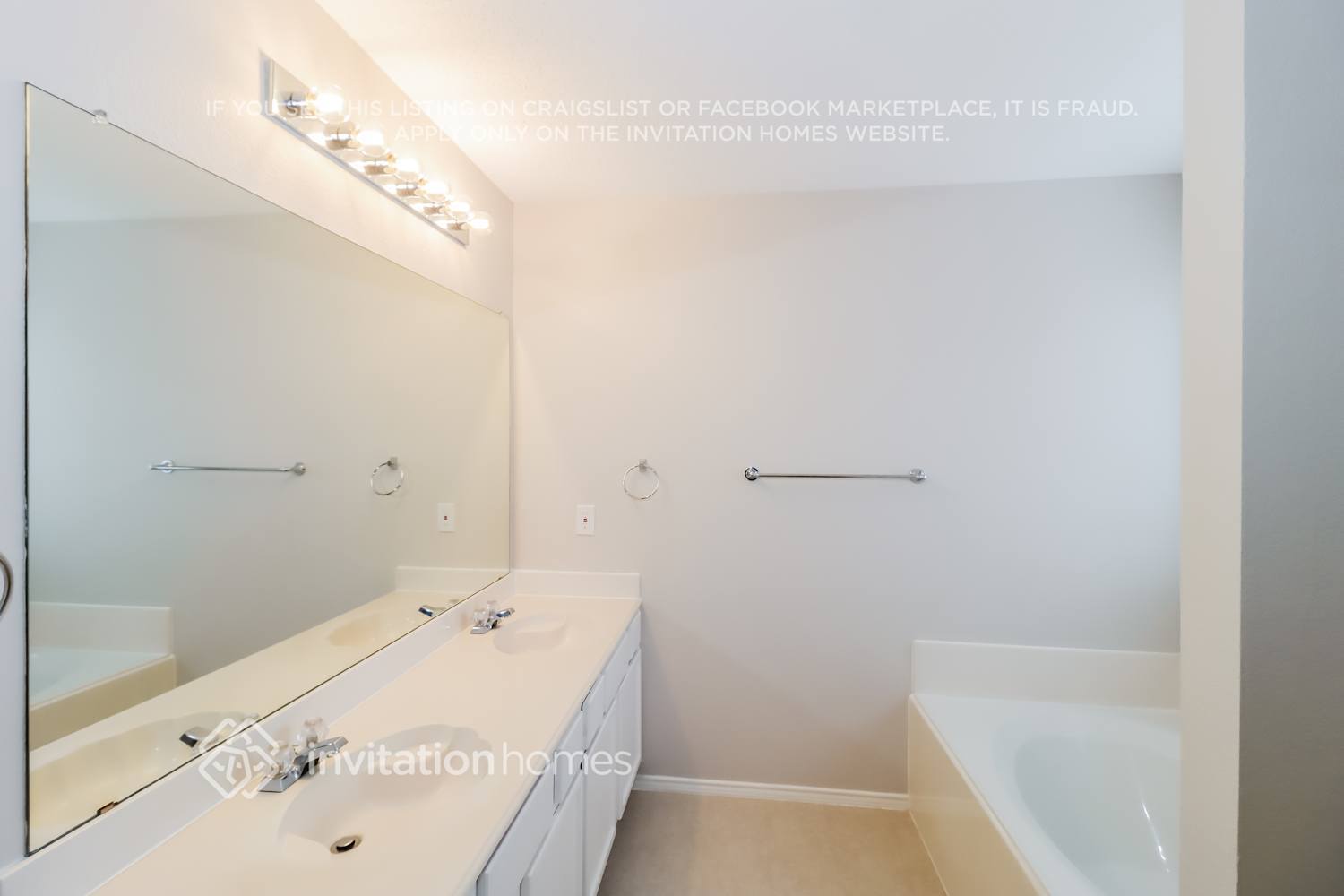 Building Photo - 9813 Tyler Dr