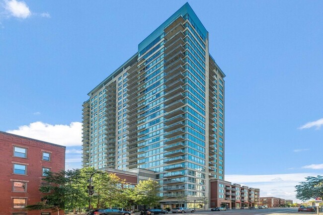 Building Photo - 929 Portland Ave