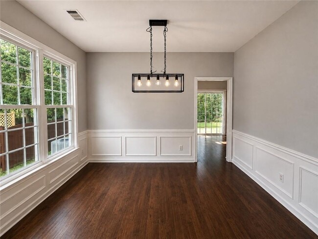Building Photo - 535 Arncliffe Ct