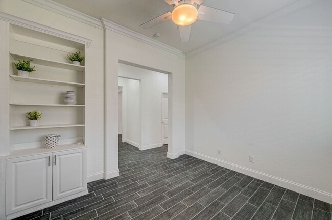 Building Photo - Luxury Single Story 3 Bedroom!