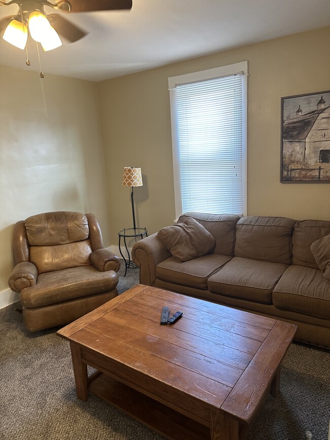 Building Photo - 79 Lynwood Ave