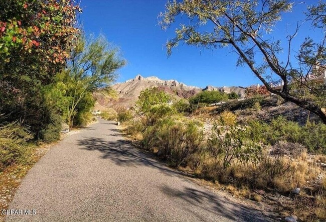 Building Photo - 6044 Los Pueblos Dr