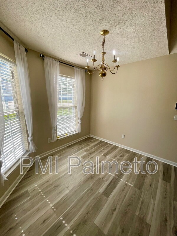 Building Photo - 221 Whixley Ln