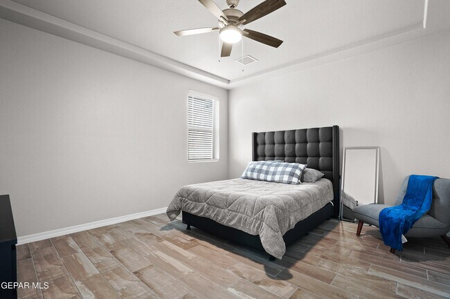 Building Photo - 7437 Schweitz Ct