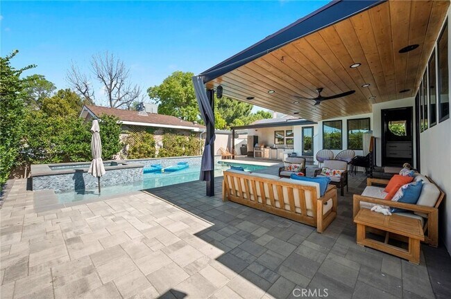 Building Photo - 7911 Hillrose St