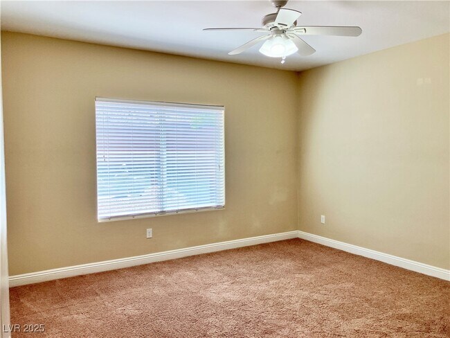 Building Photo - 5787 Mesa Mountain Dr