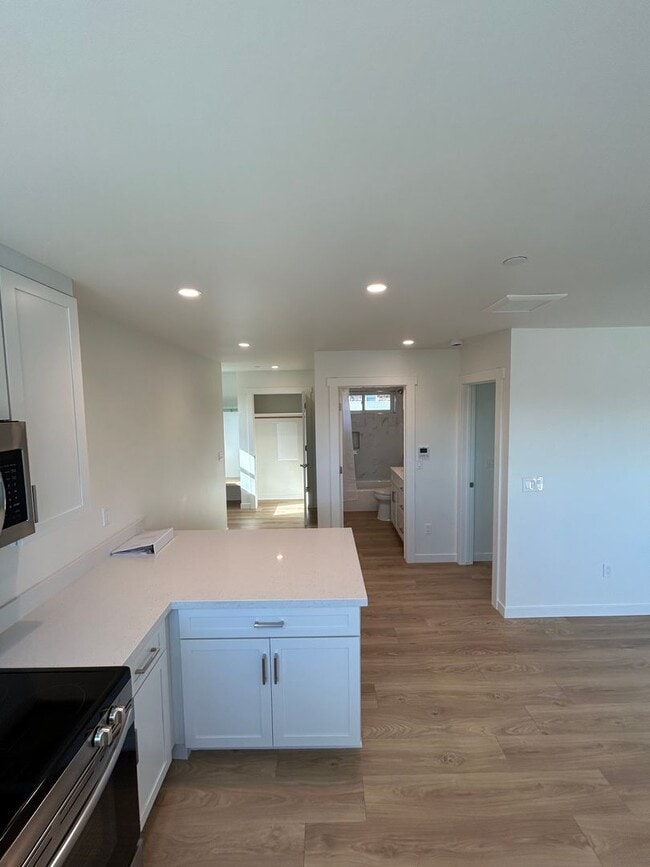 Building Photo - 599 San Jacinto St