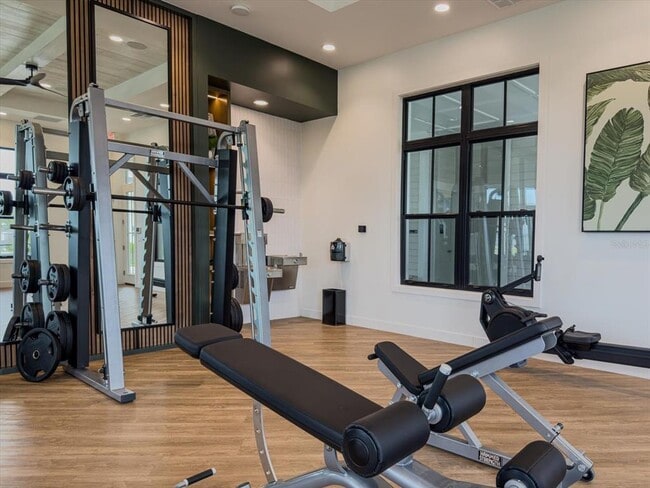 Building Photo - 1850 Falconhurst Ln